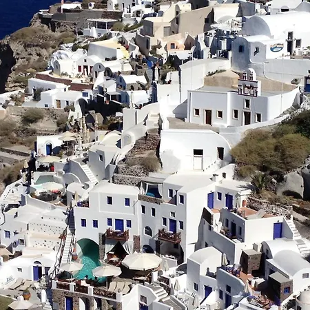 Magnificent Santorini Luxury With Sea View And Hot Tub